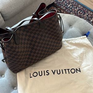 Louis Vuitton Neverfull GM Tote